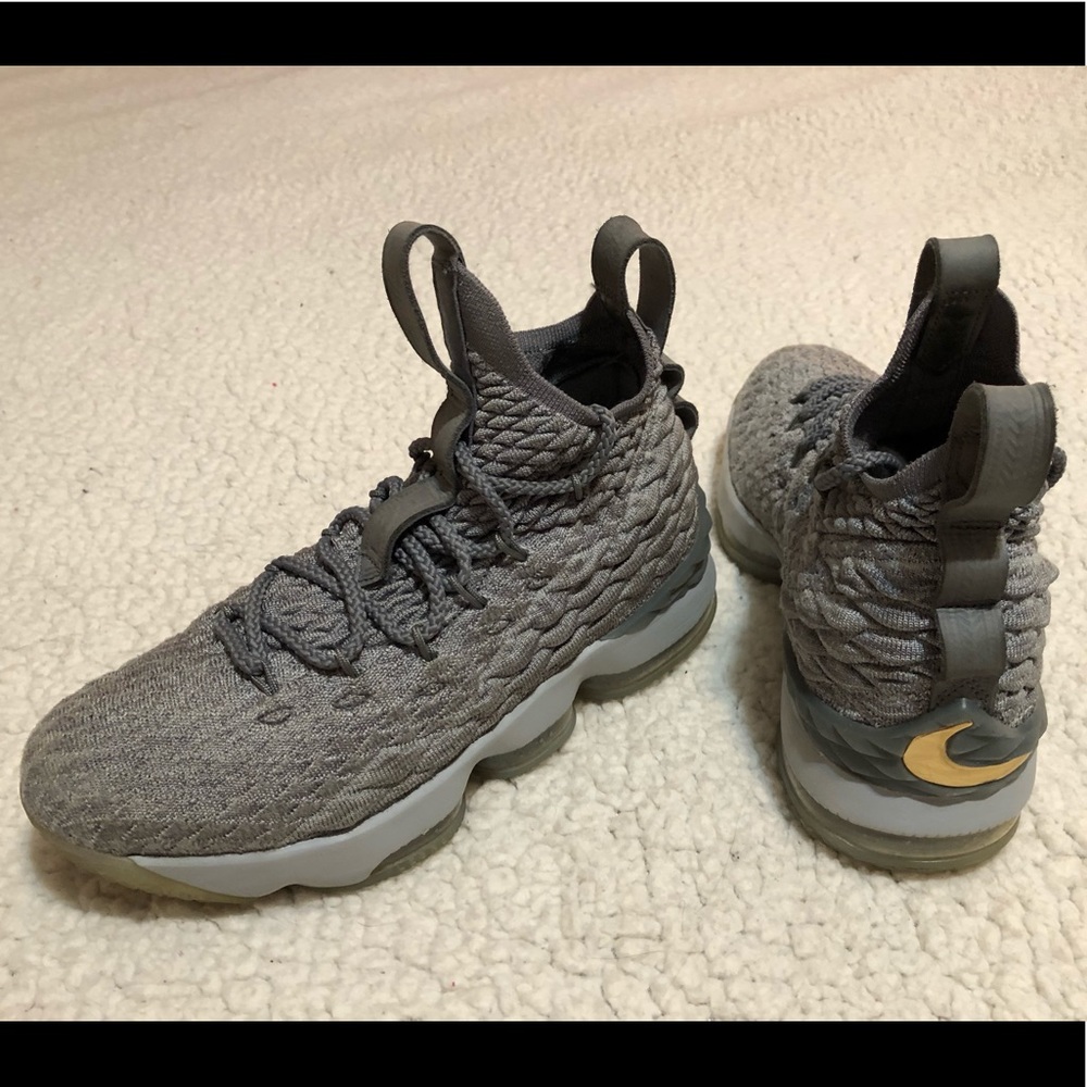 Nike LeBron’s 15 GS 'City Edition'.